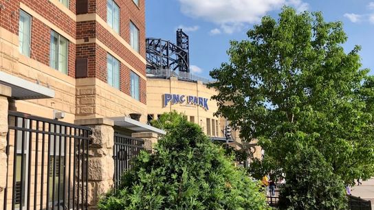 Final: Pirates 11, Cardinals 7 taken at PNC Park (Live coverage)